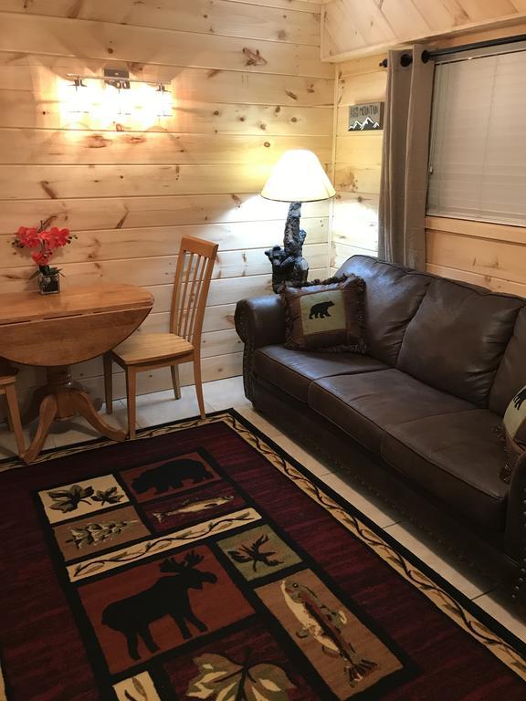 Downtown Gatlinburg Apartment Bagian luar foto