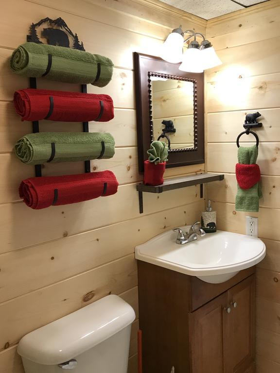 Downtown Gatlinburg Apartment Bagian luar foto