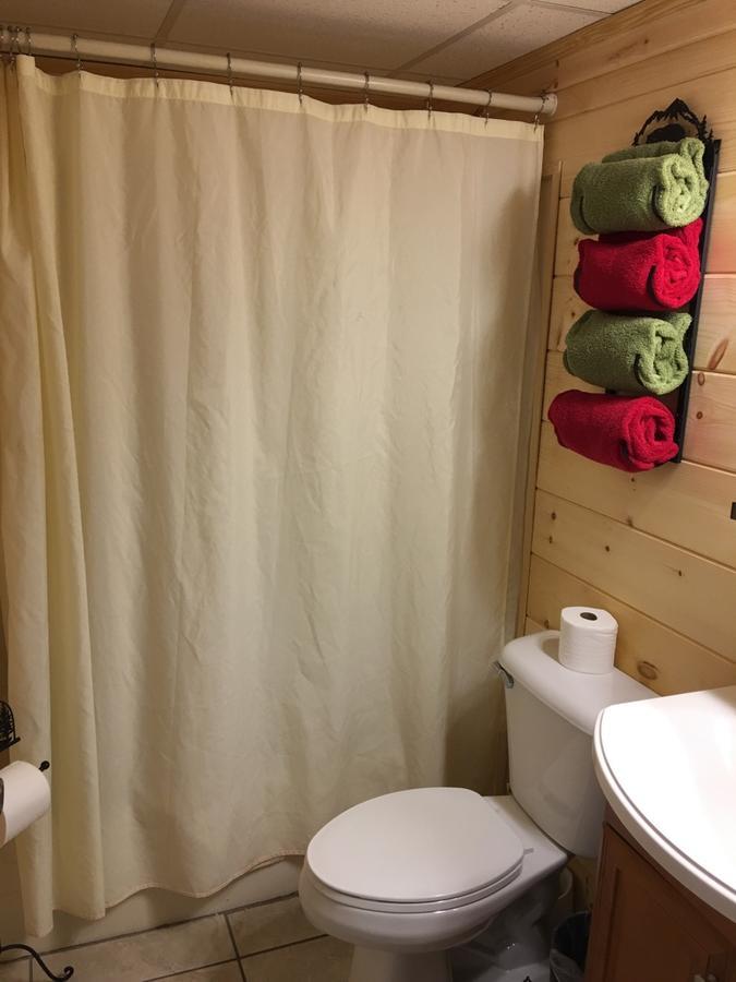 Downtown Gatlinburg Apartment Bagian luar foto